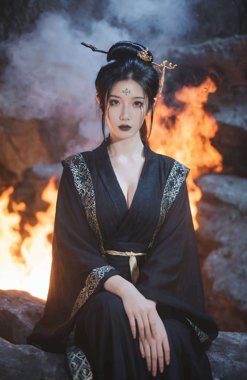 黑神话悟空四妹动态AI壁纸素材，极简风格点赞最高手机桌面背景。